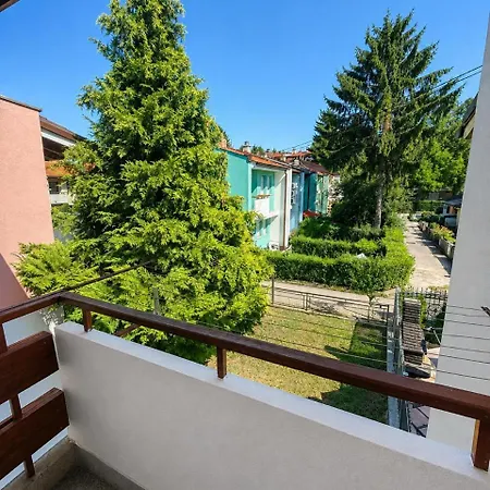 Riverside Residence, 10min Airport Daire *